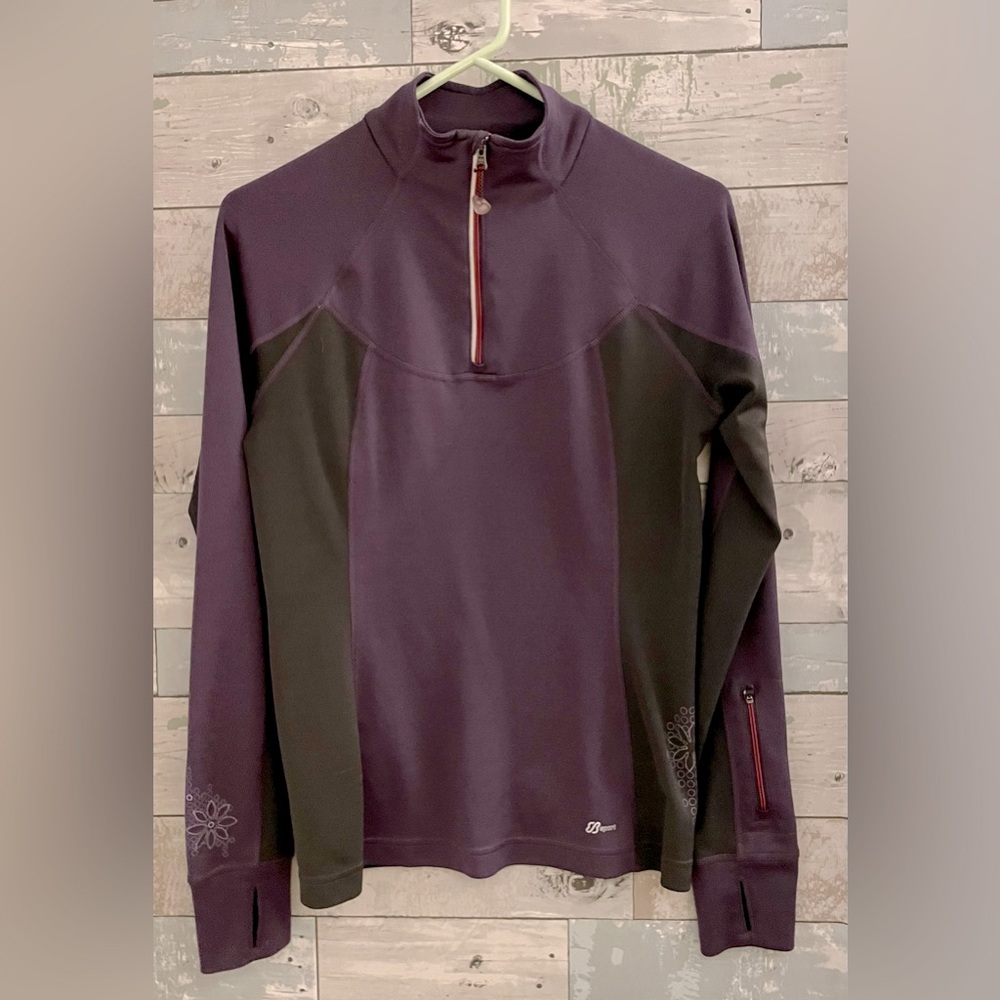 Eddie Bauer Sport 1/4 Zip.  Women’s Size S. Unique Floral, mod design.